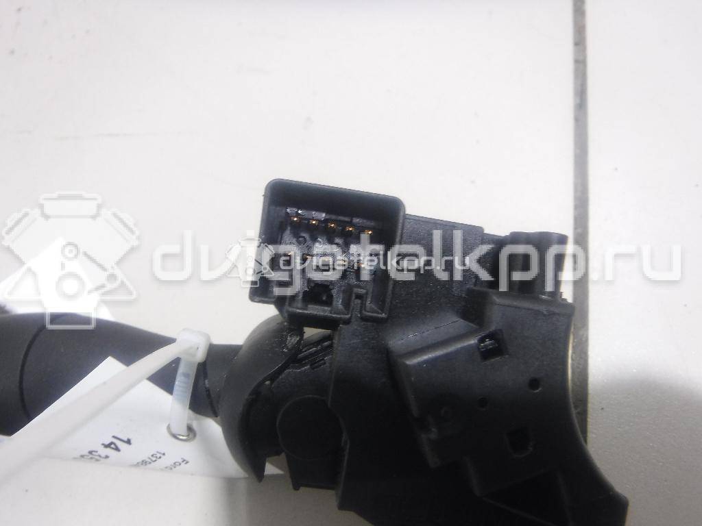 Фото Переключатель поворотов подрулевой  1379849 для Ford Fiesta {forloop.counter}}