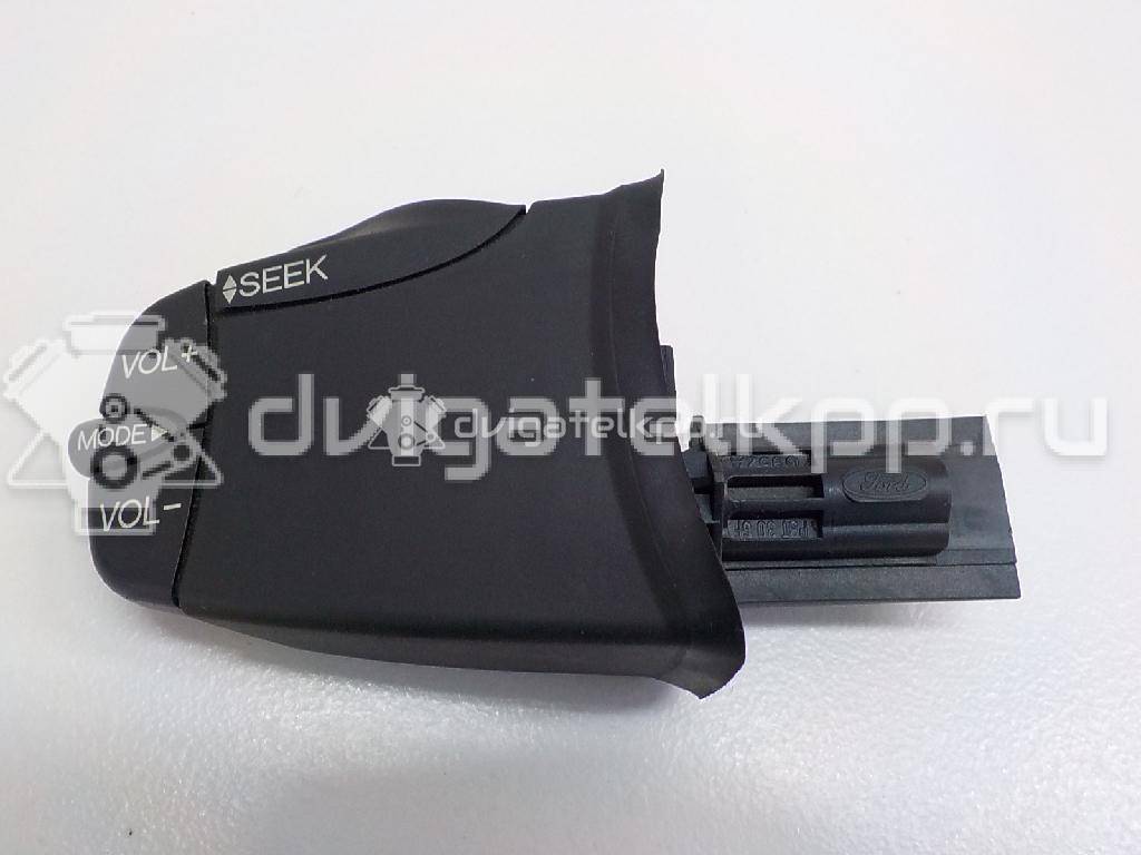 Фото Переключатель подрулевой управления магнитолой  1346664 для Ford Fiesta / Focus / Fusion Ju / Transit / Mondeo {forloop.counter}}