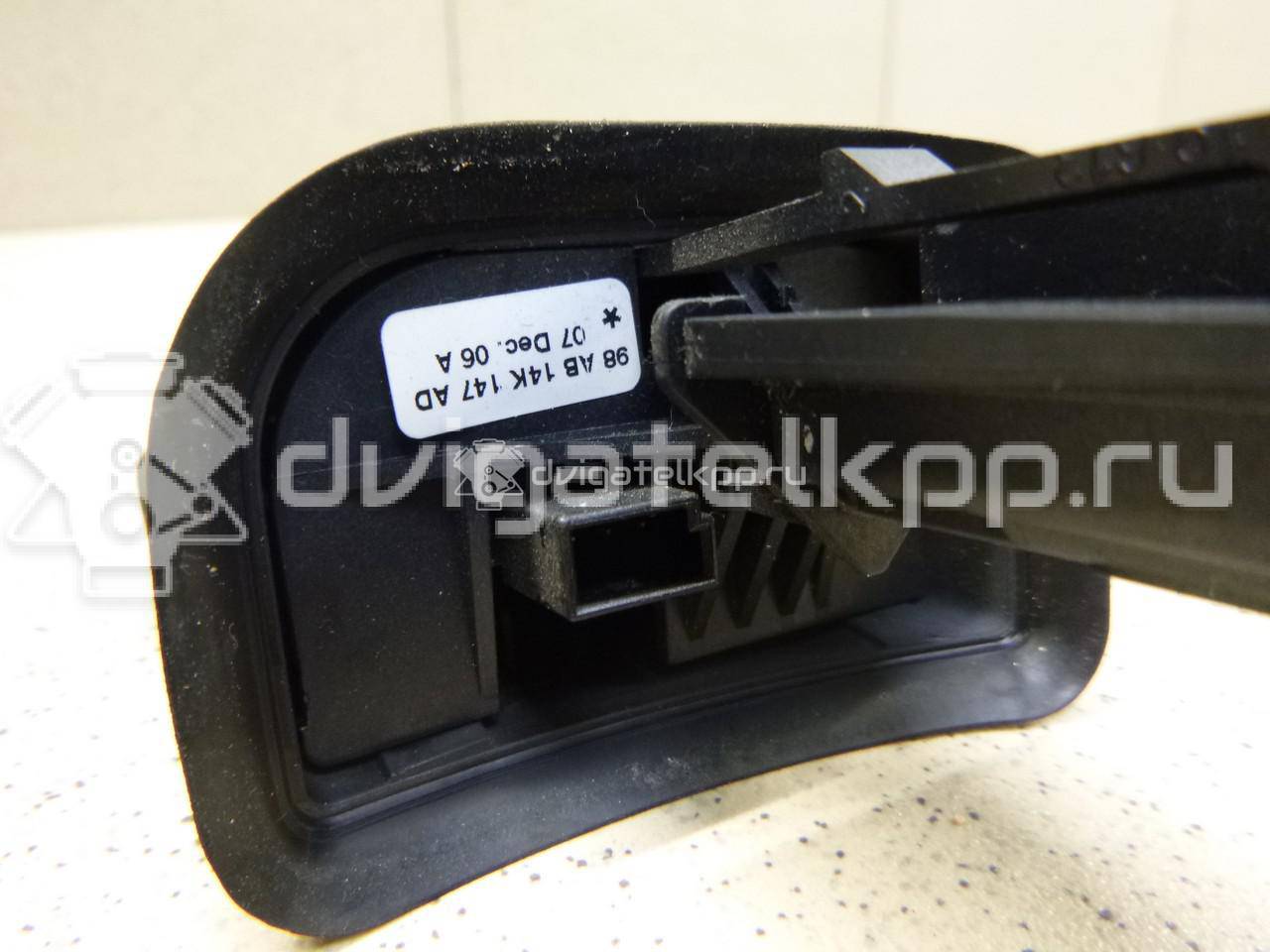 Фото Переключатель подрулевой управления магнитолой  1346664 для Ford Fiesta / Focus / Fusion Ju / Transit / Mondeo {forloop.counter}}