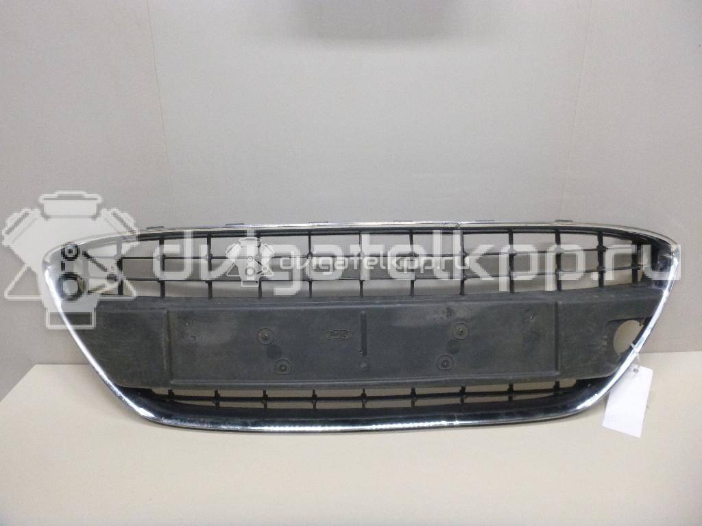 Фото Решетка в бампер центральная  1532213 для Ford Fiesta {forloop.counter}}