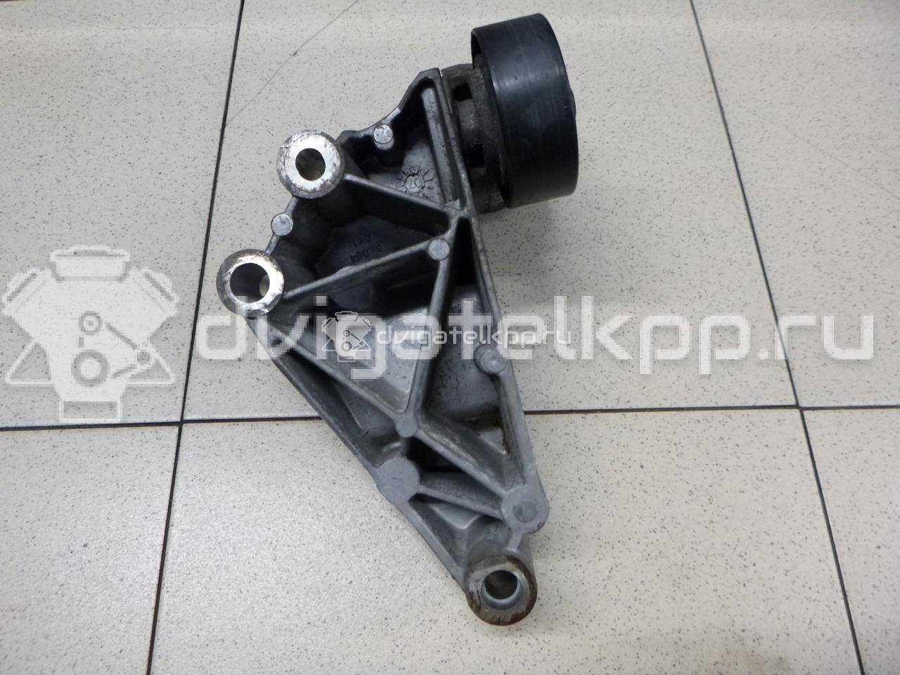 Фото Ролик-натяжитель ручейкового ремня  1473384 для Ford Focus / Tourneo / Transit {forloop.counter}}