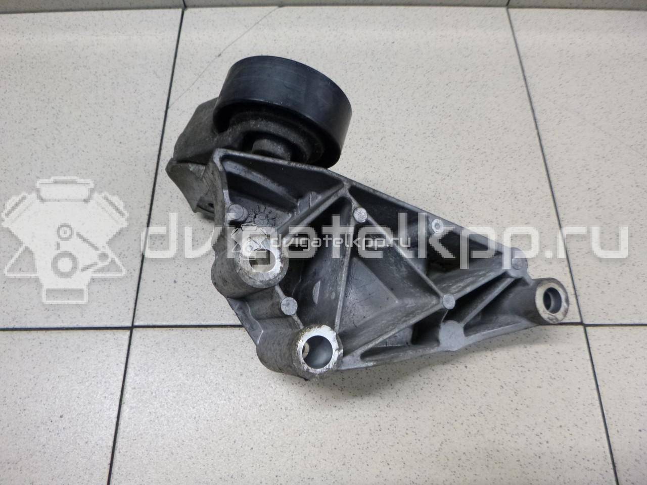 Фото Ролик-натяжитель ручейкового ремня  1473384 для Ford Focus / Tourneo / Transit {forloop.counter}}