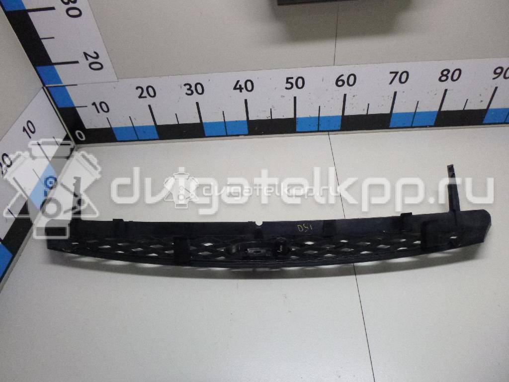 Фото Решетка радиатора  1744364 для Ford Focus {forloop.counter}}