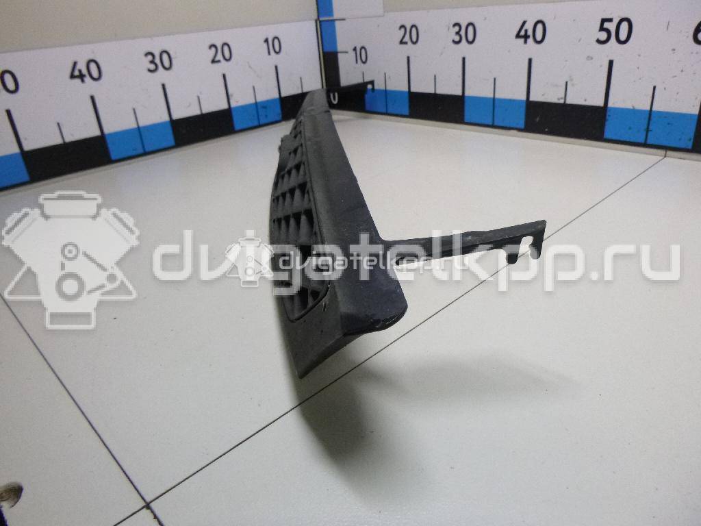 Фото Решетка радиатора  1744364 для Ford Focus {forloop.counter}}