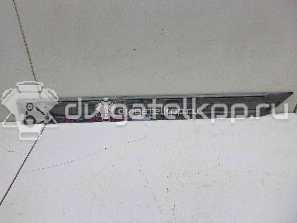 Фото Молдинг задней правой двери  1090850 для Ford Focus {forloop.counter}}