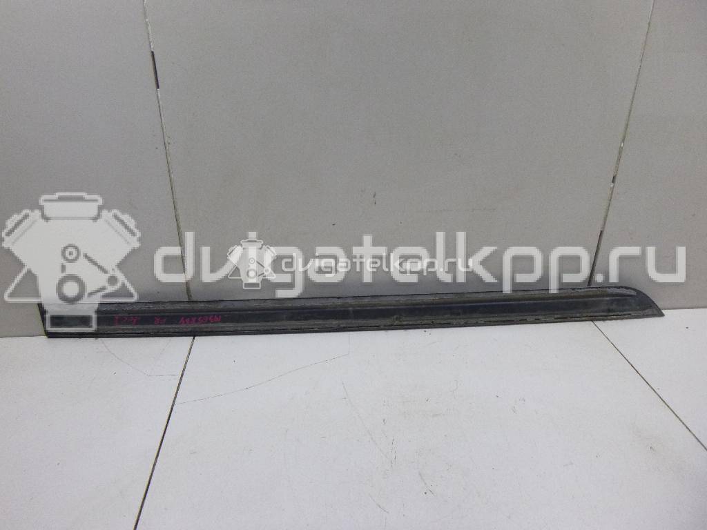 Фото Молдинг передней правой двери  1090842 для Ford Focus {forloop.counter}}