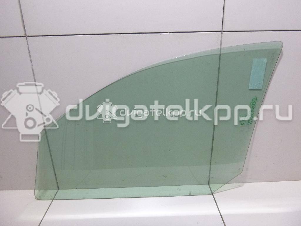 Фото Стекло двери передней правой  1088904 для Ford Focus {forloop.counter}}