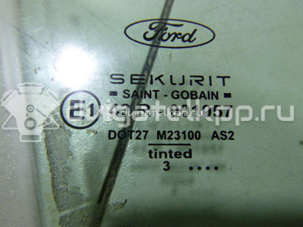 Фото Стекло двери передней правой  1088904 для Ford Focus {forloop.counter}}