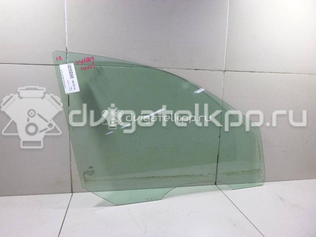 Фото Стекло двери передней правой  1088904 для Ford Focus {forloop.counter}}