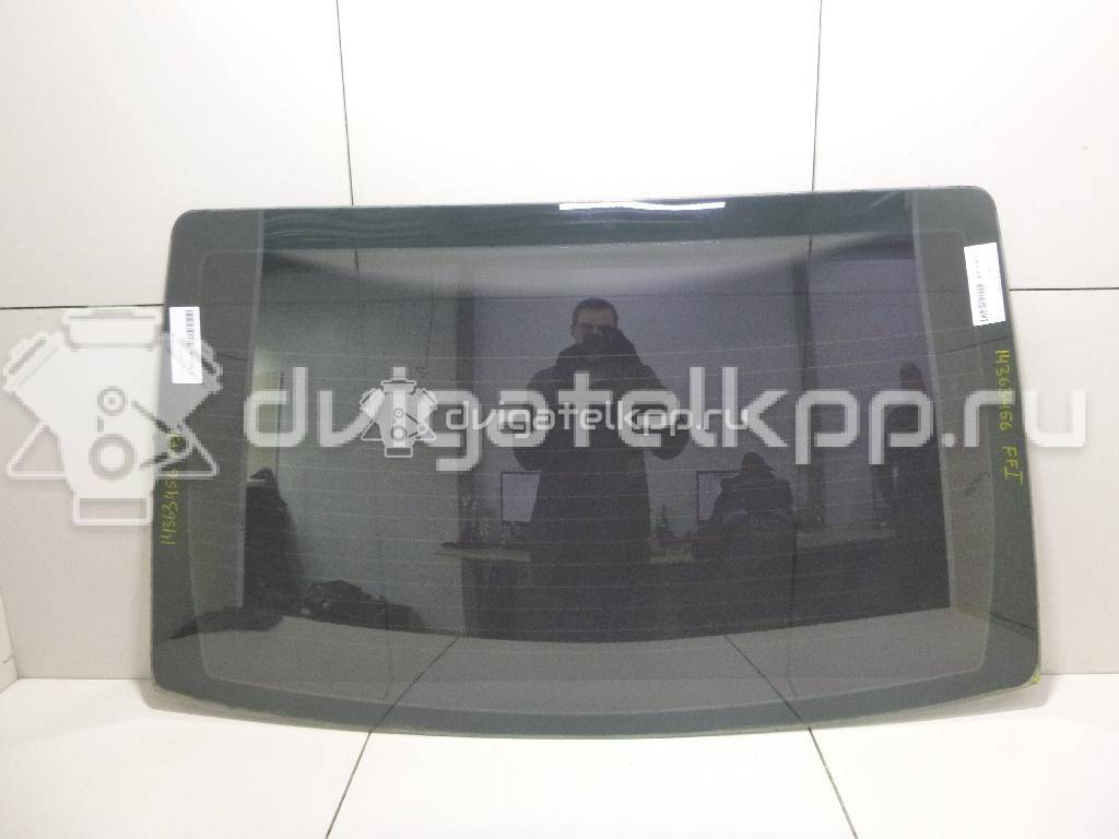 Фото Стекло заднее  1090399 для Ford Focus {forloop.counter}}
