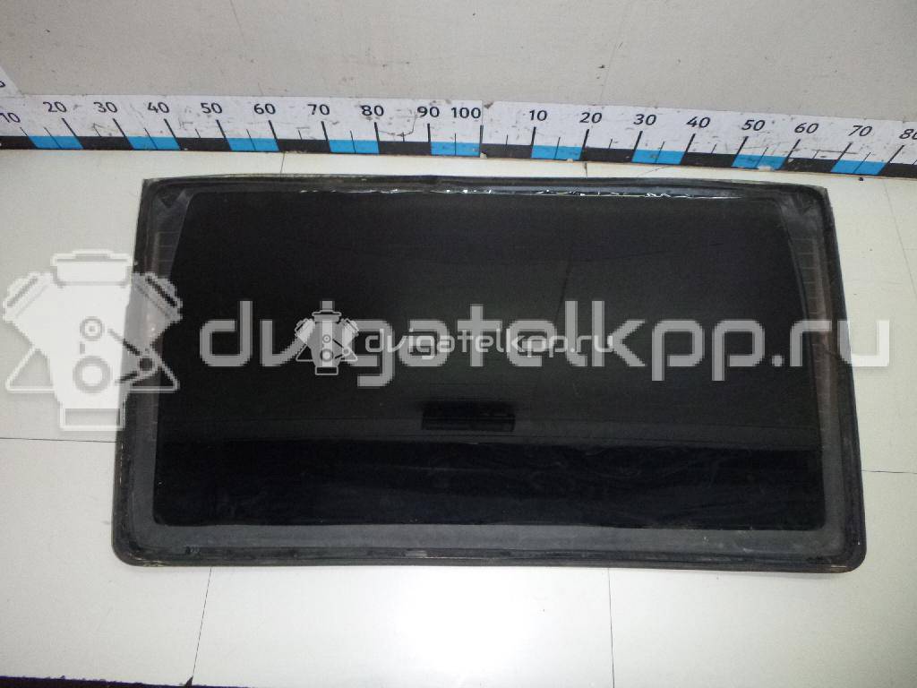 Фото Стекло заднее  1090399 для Ford Focus {forloop.counter}}