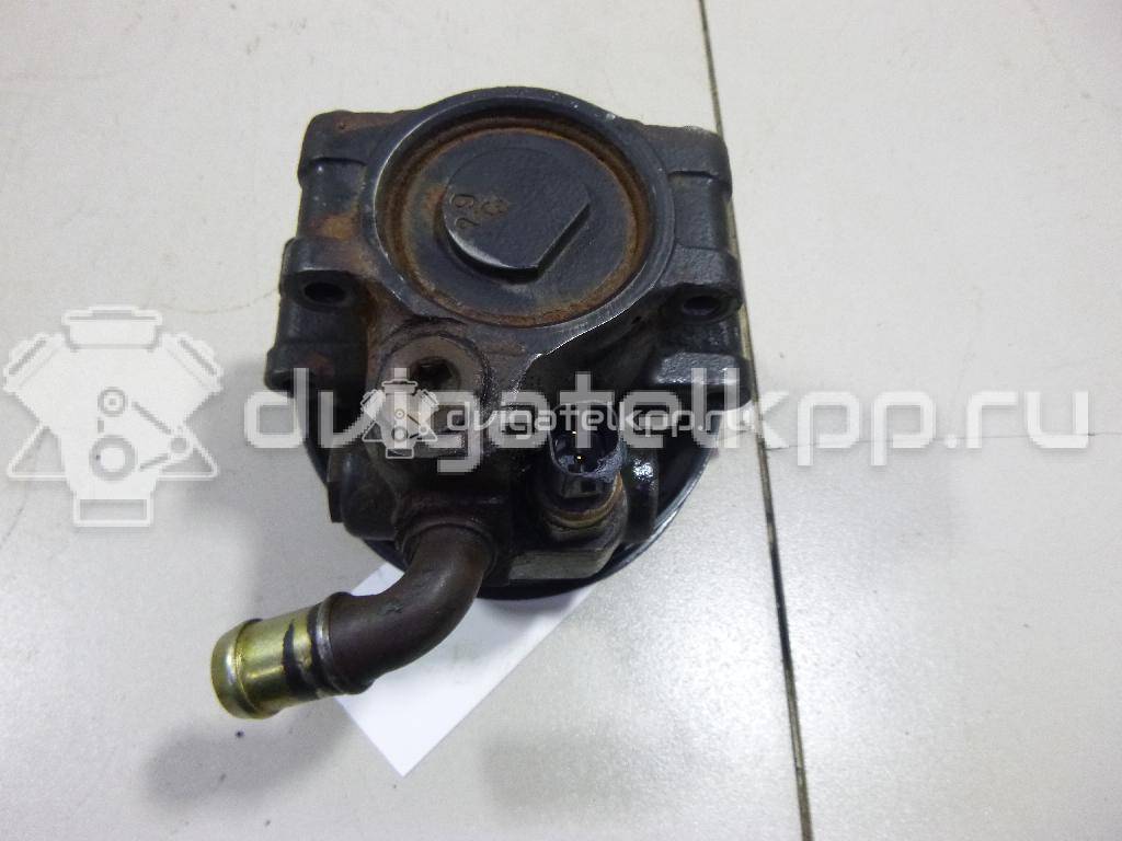 Фото Насос гидроусилителя  1373802 для Ford Fiesta / Focus {forloop.counter}}