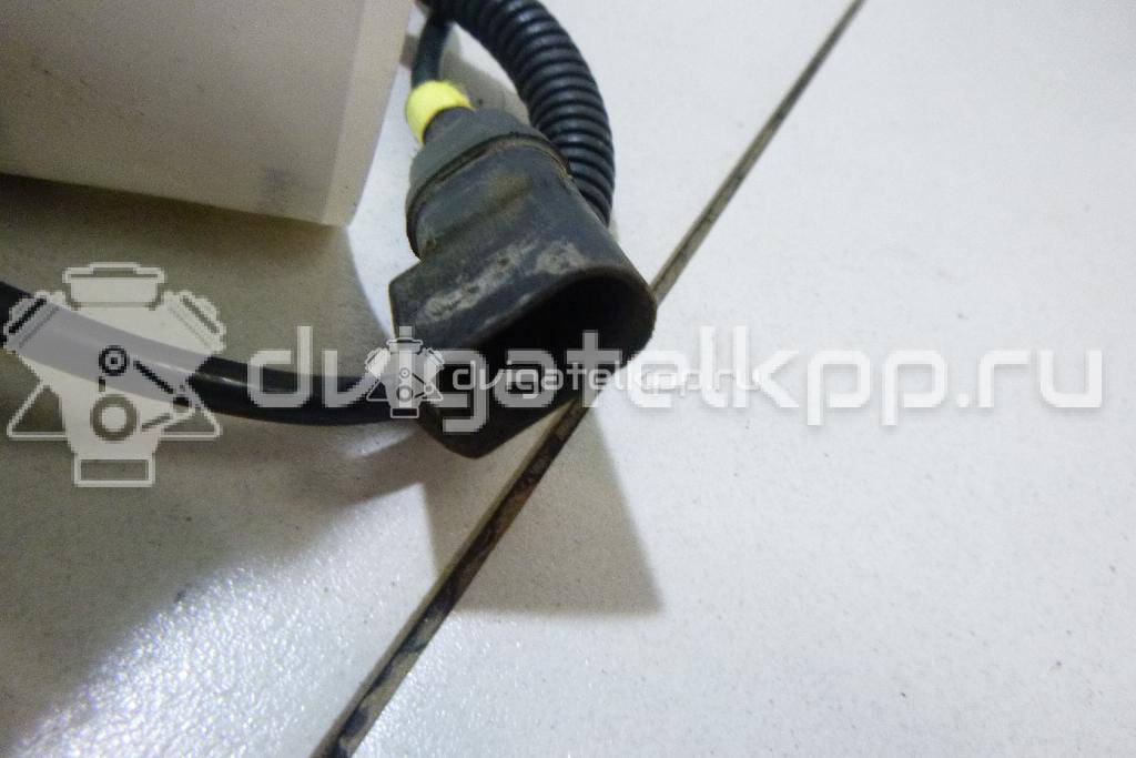 Фото Датчик ABS задний  1067208 для Ford Fiesta / Focus / Fusion Ju {forloop.counter}}