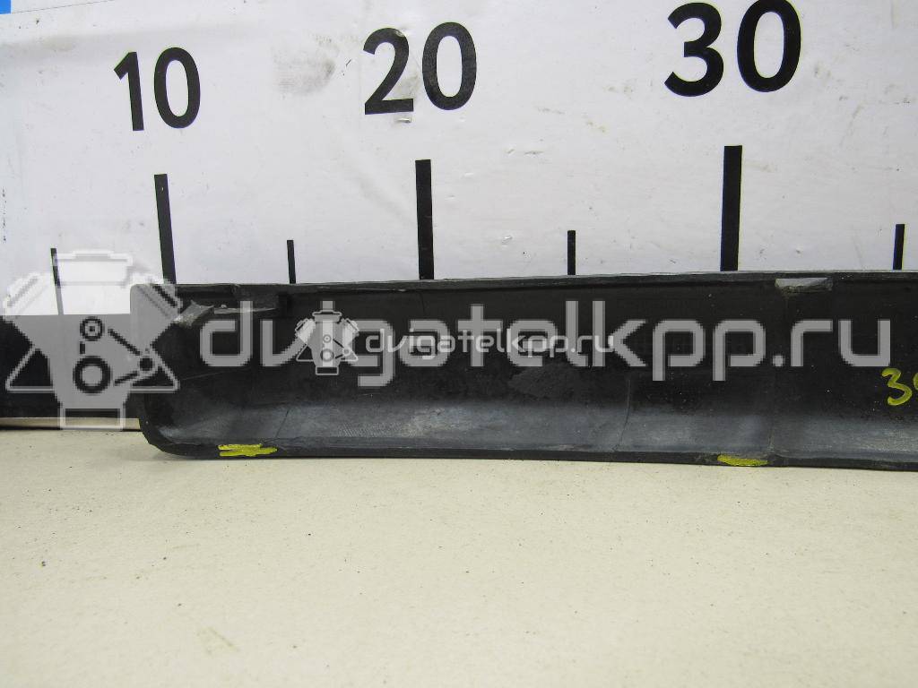 Фото Накладка переднего бампера правая  1352835 для Ford Focus {forloop.counter}}