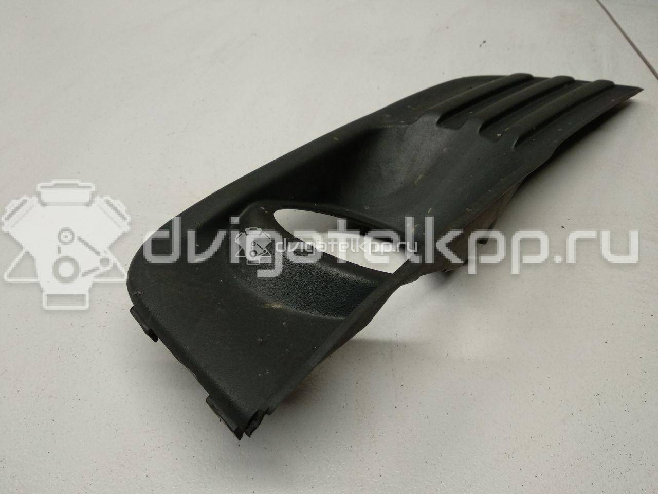 Фото Решетка в бампер левая  4M5119953AE для Ford Focus {forloop.counter}}