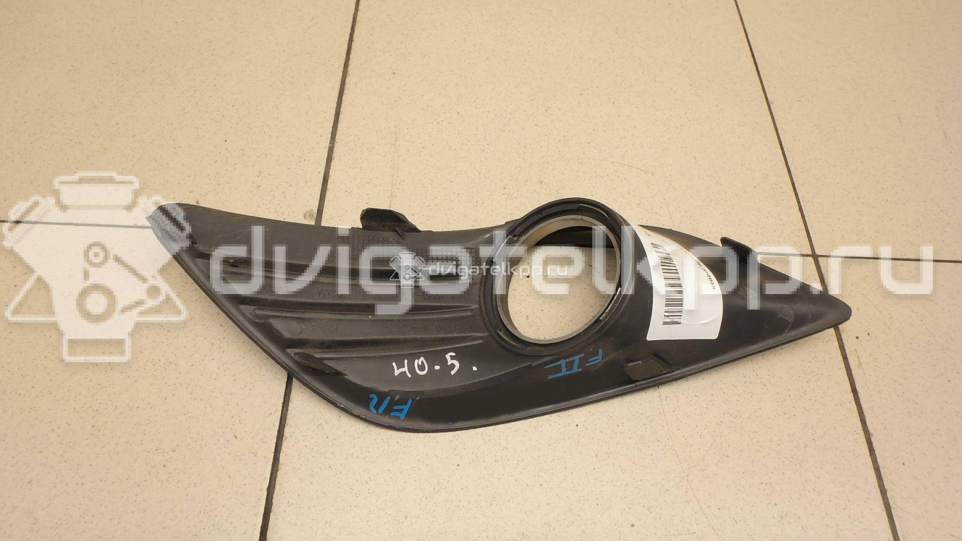 Фото Решетка в бампер правая  1528560 для Ford Focus {forloop.counter}}