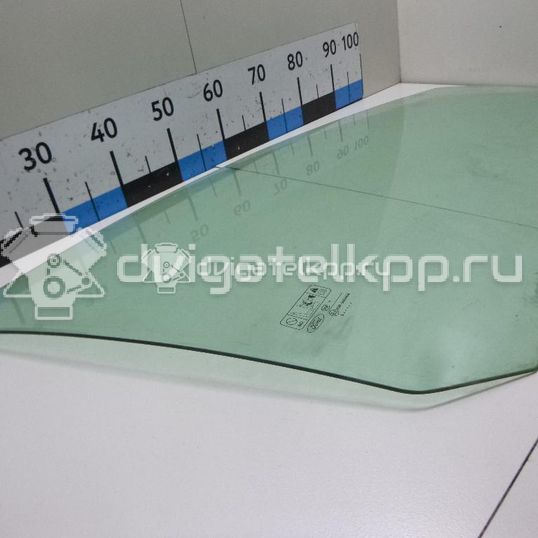 Фото Стекло двери передней правой  1342622 для Ford Focus