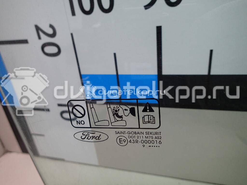 Фото Стекло двери передней правой  1342622 для Ford Focus {forloop.counter}}