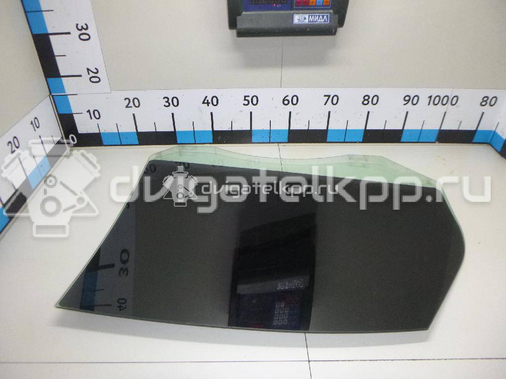 Фото Стекло двери задней левой  1317985 для Ford Focus {forloop.counter}}