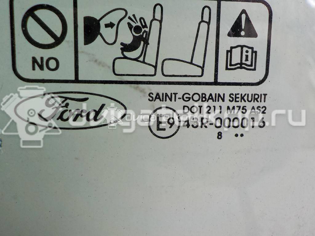 Фото Стекло двери передней левой  1342624 для Ford Focus {forloop.counter}}