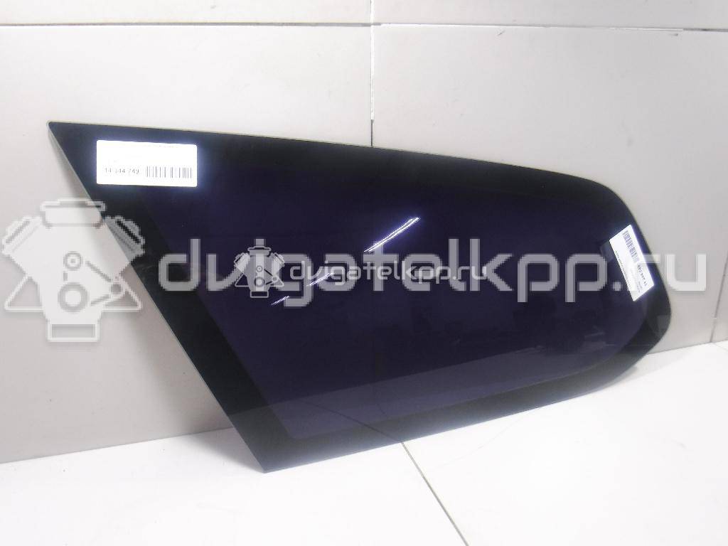 Фото Стекло кузовное глухое левое  1367769 для Ford Focus {forloop.counter}}