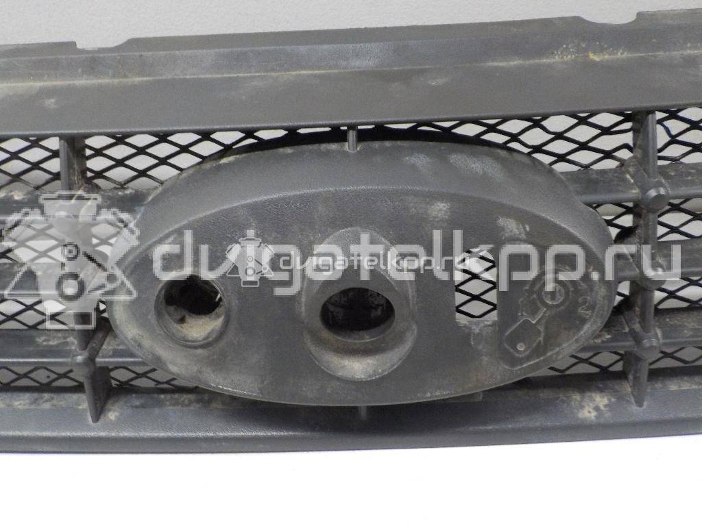 Фото Решетка радиатора  1676410 для Ford Focus {forloop.counter}}