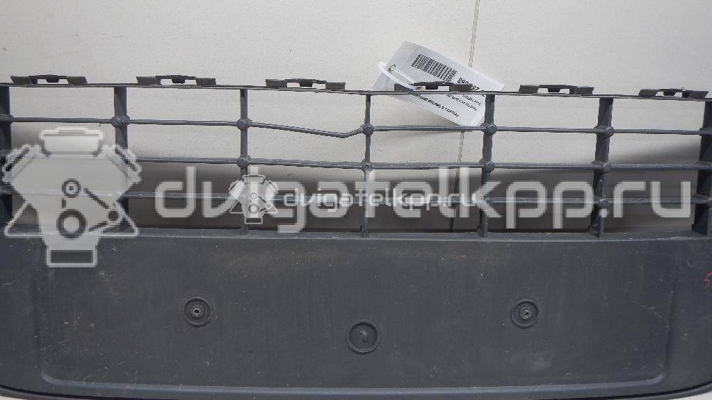 Фото Решетка в бампер центральная  1497510 для Ford Focus {forloop.counter}}