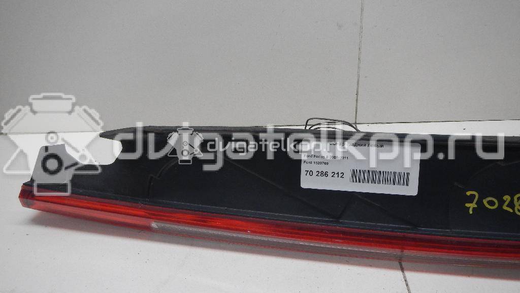 Фото Фонарь задний левый  1520769 для Ford Focus {forloop.counter}}