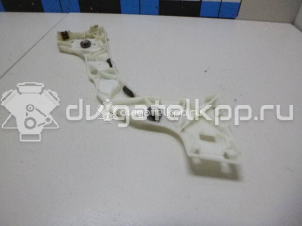 Фото Направляющая заднего бампера правая  1742938 для Ford Focus {forloop.counter}}