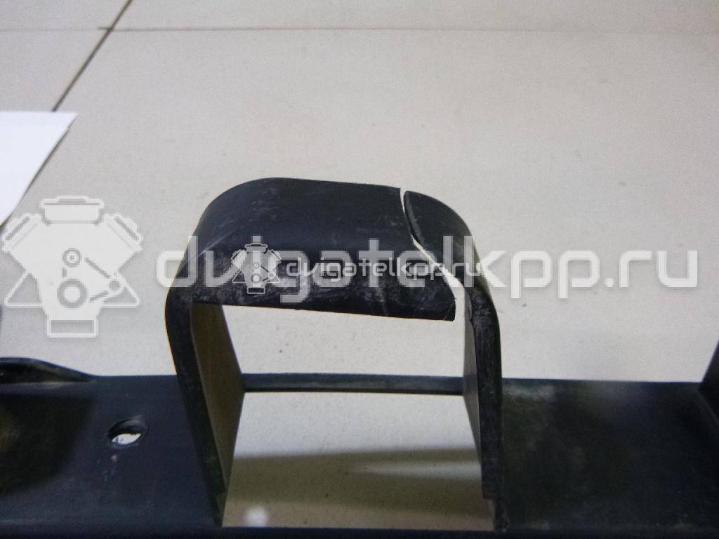 Фото Кронштейн заднего бампера  1748858 для Ford Focus {forloop.counter}}