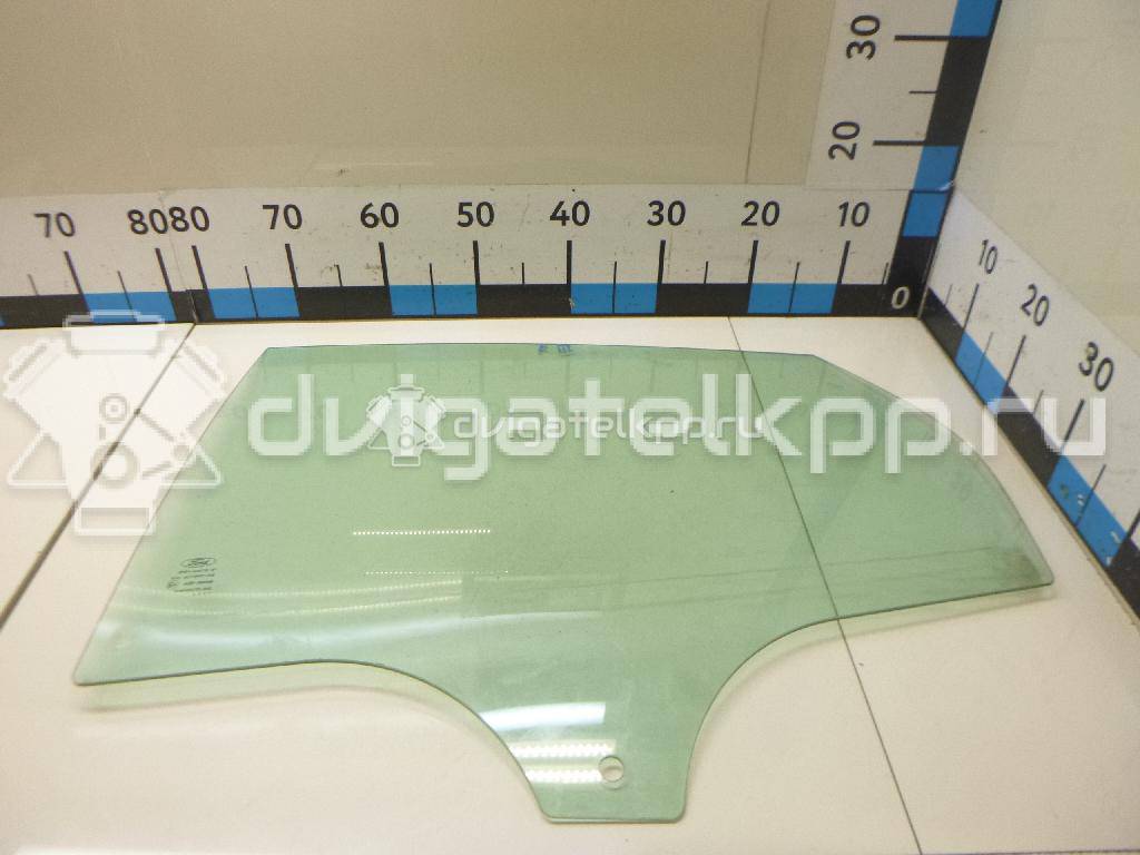 Фото Стекло двери задней левой  1706322 для Ford Focus {forloop.counter}}