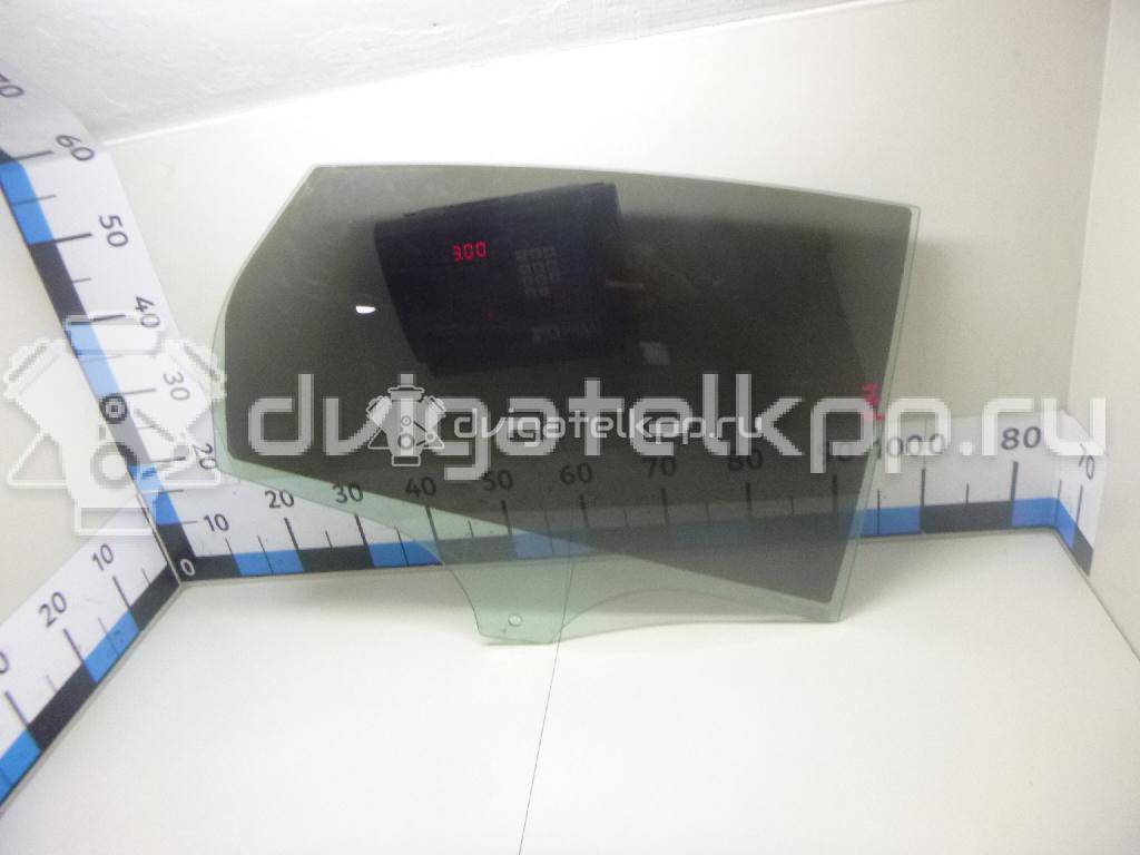 Фото Стекло двери задней правой  1706320 для Ford Focus {forloop.counter}}