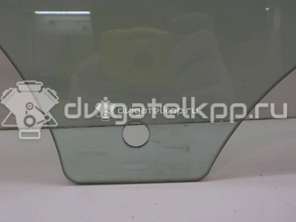Фото Стекло двери задней правой  1706320 для Ford Focus {forloop.counter}}