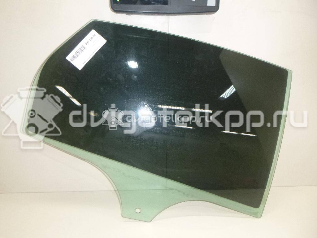 Фото Стекло двери задней правой  1706320 для Ford Focus {forloop.counter}}