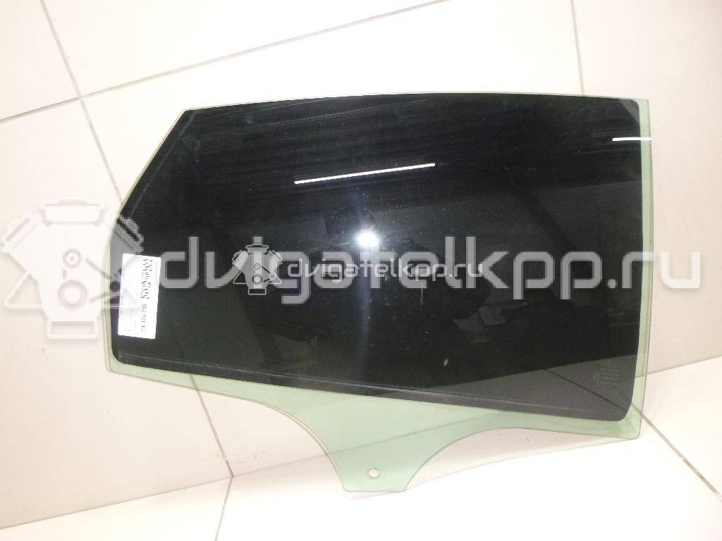 Фото Стекло двери задней правой  1706320 для Ford Focus {forloop.counter}}