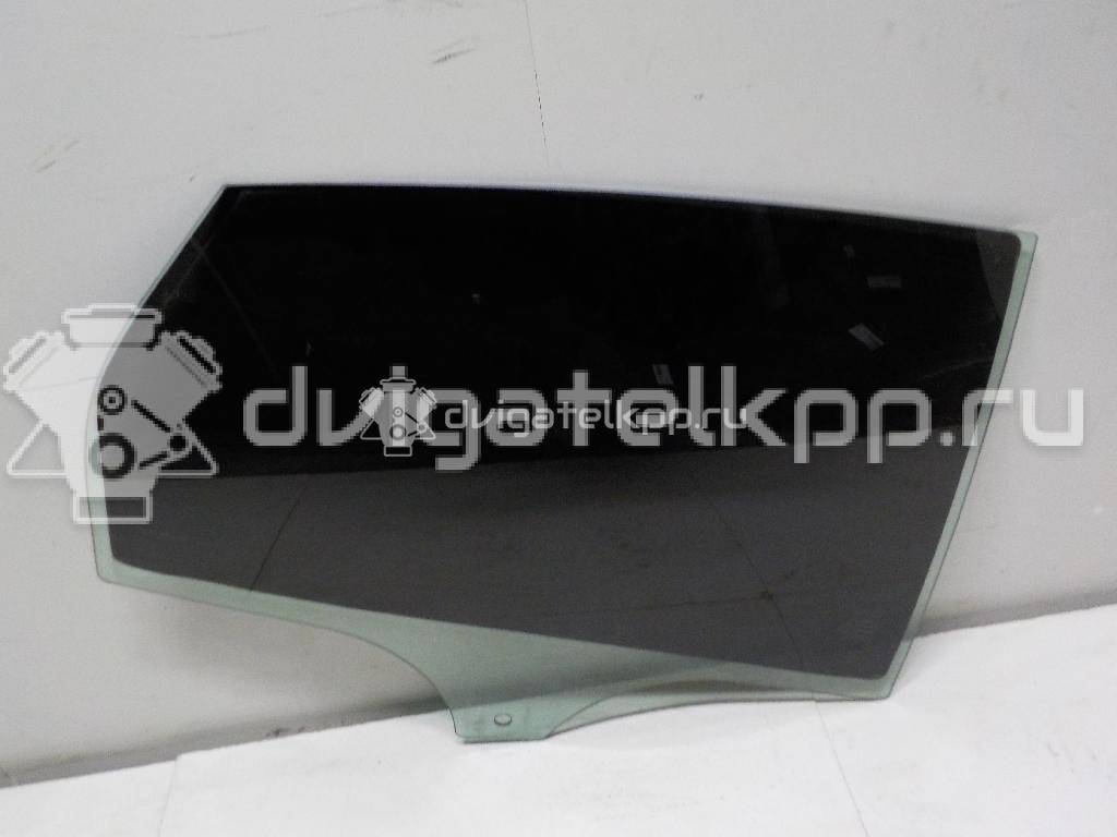 Фото Стекло двери задней правой  1706320 для Ford Focus {forloop.counter}}