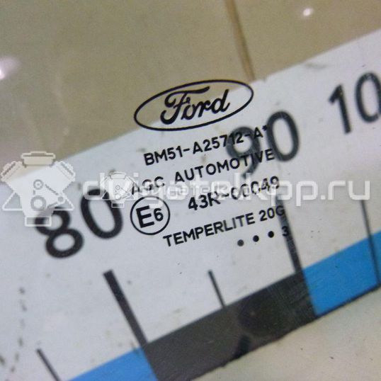 Фото Стекло двери задней правой  1706320 для Ford Focus