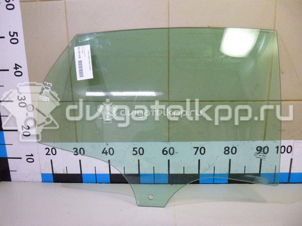 Фото Стекло двери задней правой  1706320 для Ford Focus {forloop.counter}}