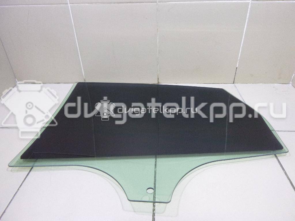 Фото Стекло двери задней правой  1706320 для Ford Focus {forloop.counter}}
