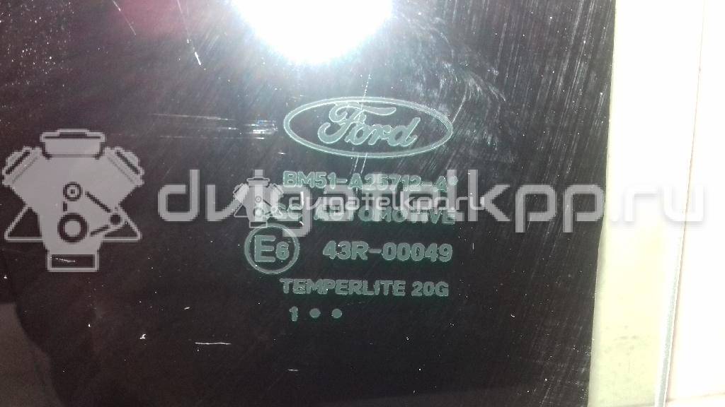Фото Стекло двери задней правой  1706320 для Ford Focus {forloop.counter}}