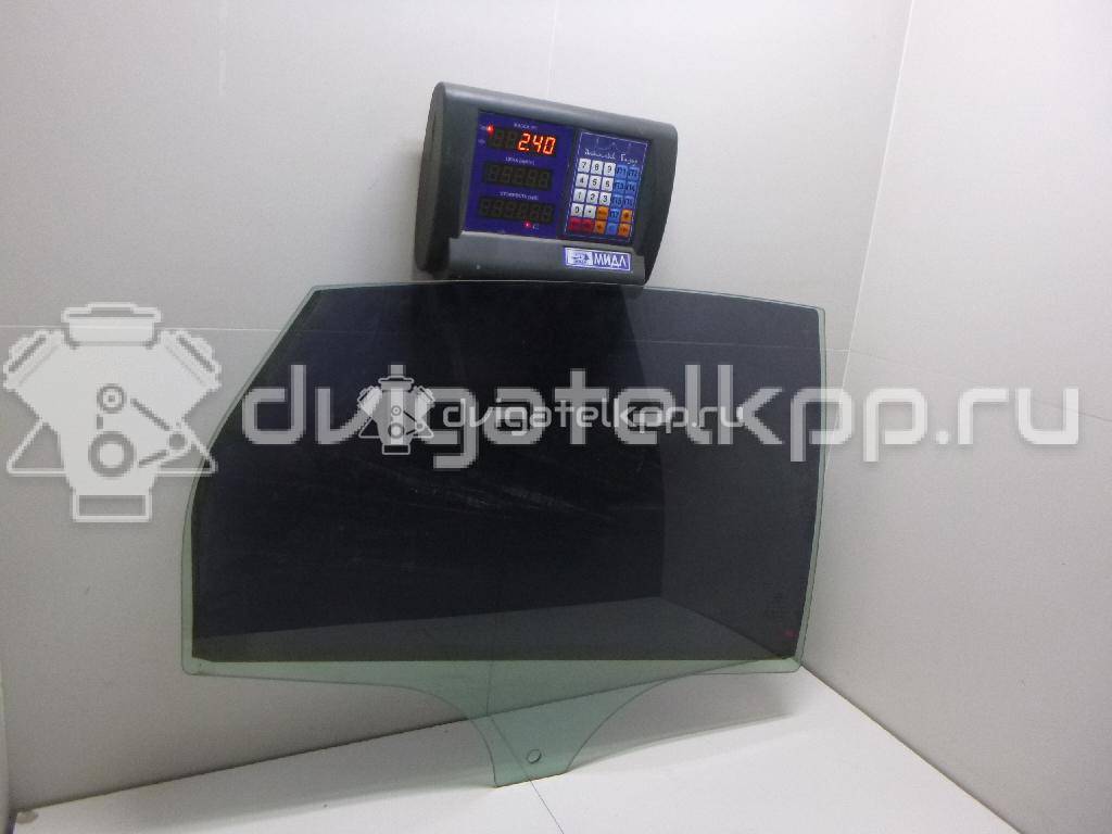 Фото Стекло двери задней правой  1706320 для Ford Focus {forloop.counter}}