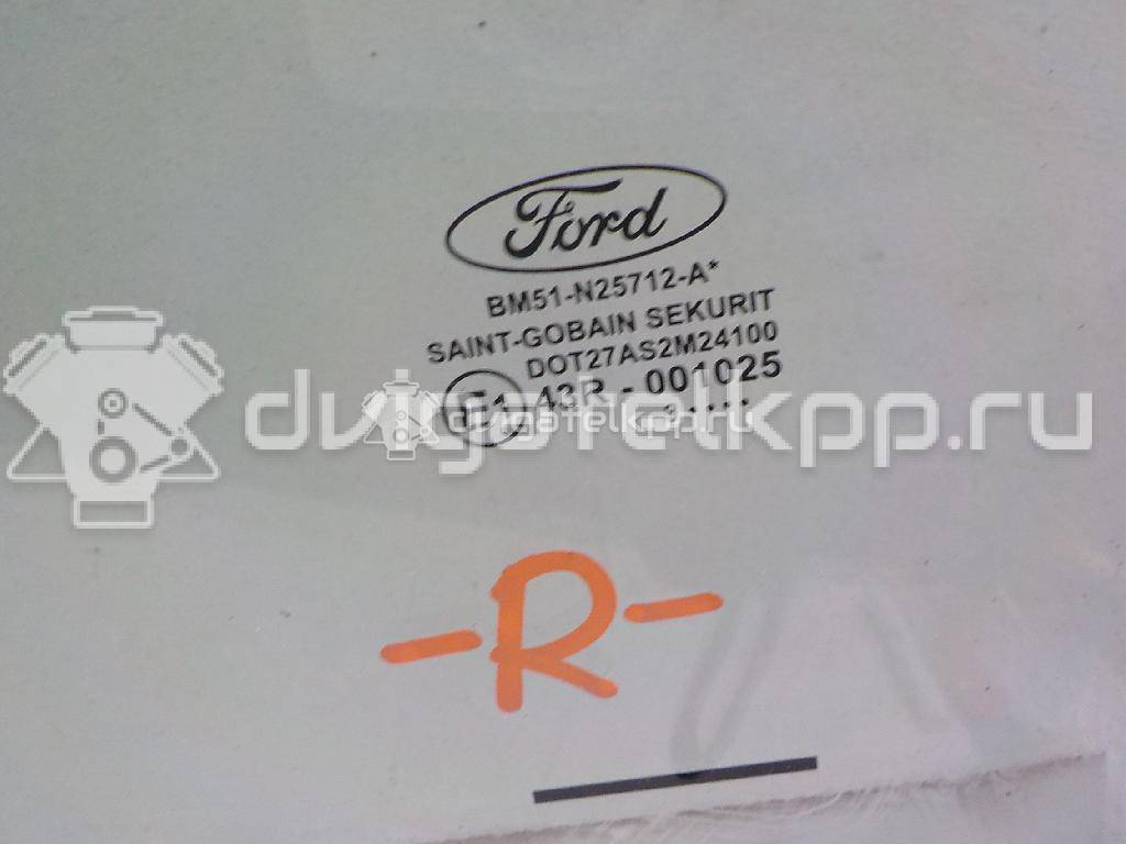 Фото Стекло двери задней правой  1708068 для Ford Focus {forloop.counter}}