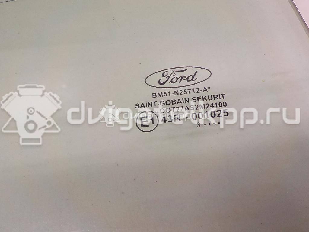 Фото Стекло двери задней правой  1708068 для Ford Focus {forloop.counter}}