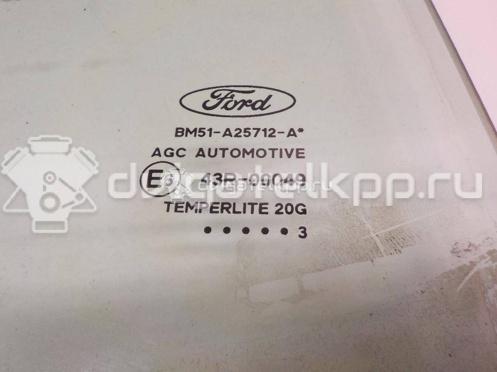 Фото Стекло двери задней правой  1706321 для Ford Focus {forloop.counter}}