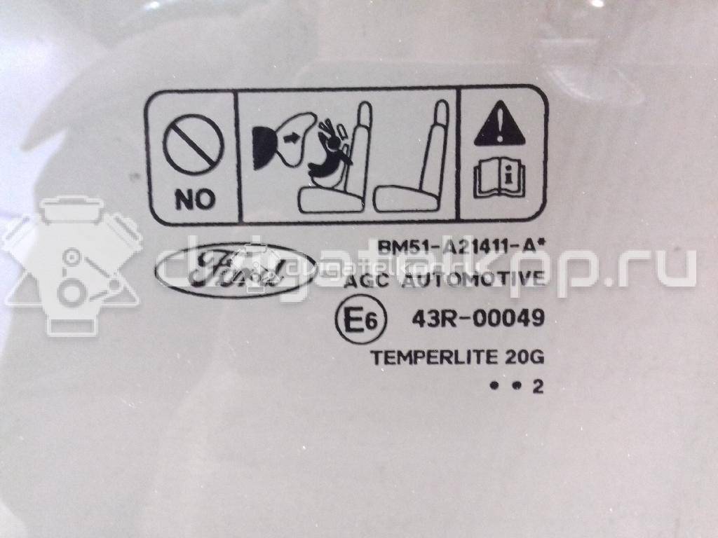 Фото Стекло двери передней левой  1742302 для Ford Focus {forloop.counter}}