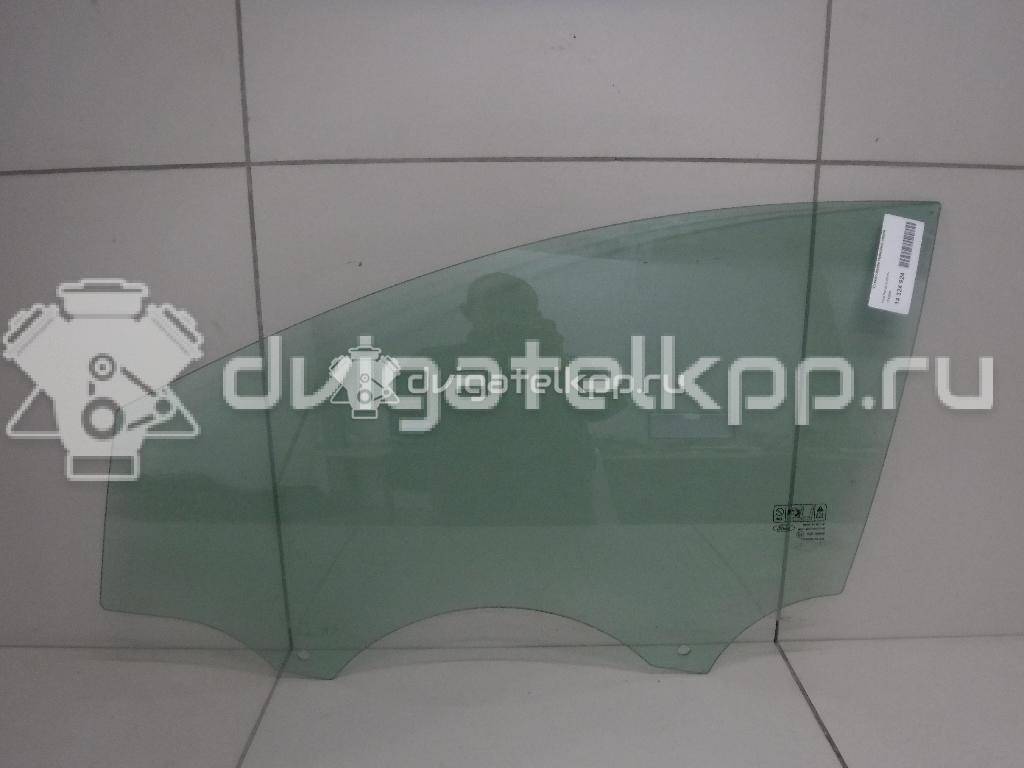 Фото Стекло двери передней левой  1742302 для Ford Focus {forloop.counter}}