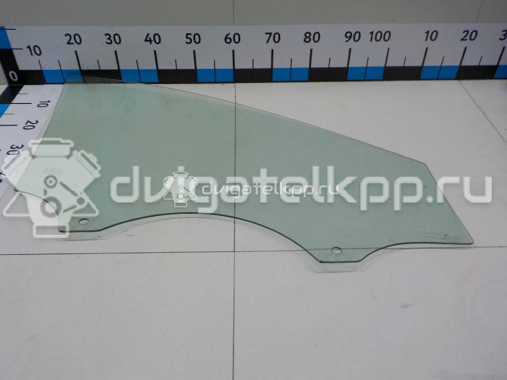 Фото Стекло двери передней левой  1742302 для Ford Focus {forloop.counter}}