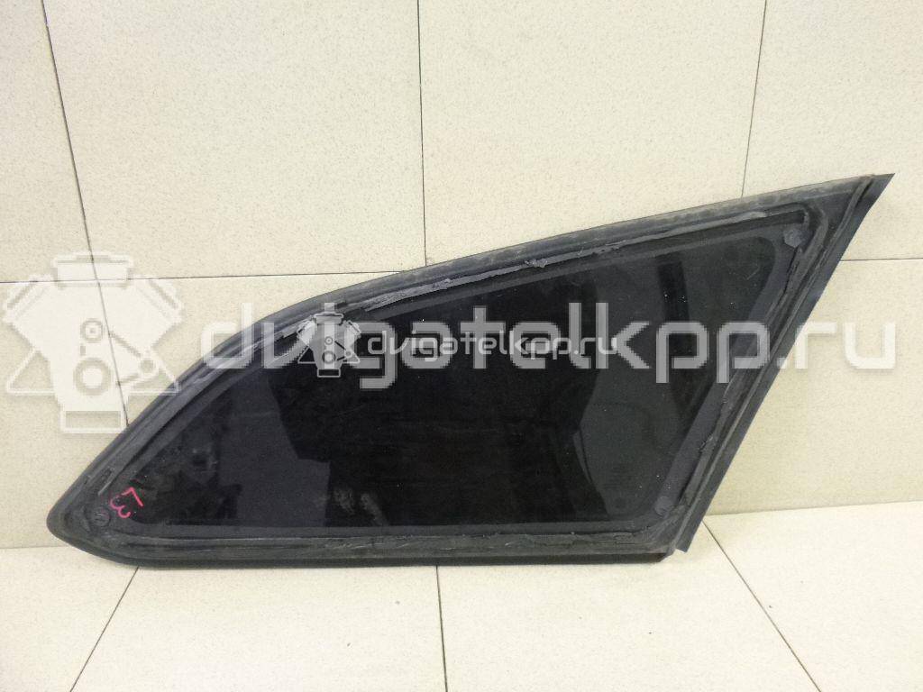 Фото Стекло кузовное глухое левое  1787063 для Ford Focus {forloop.counter}}