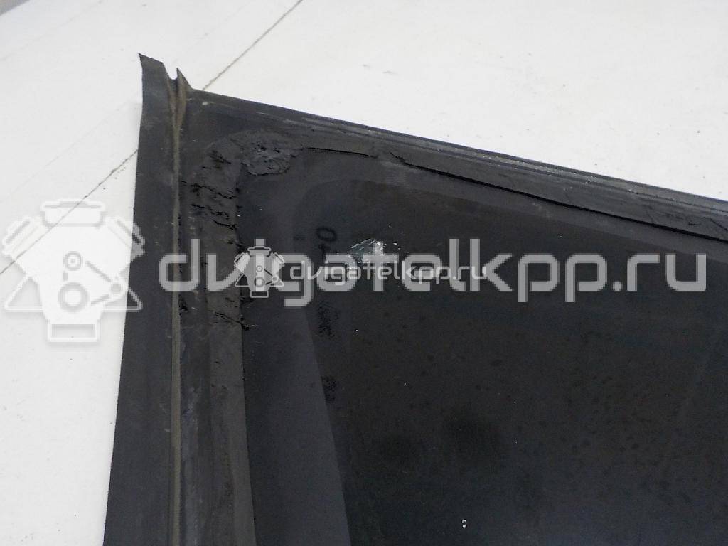 Фото Стекло кузовное глухое правое  1787053 для Ford Focus {forloop.counter}}