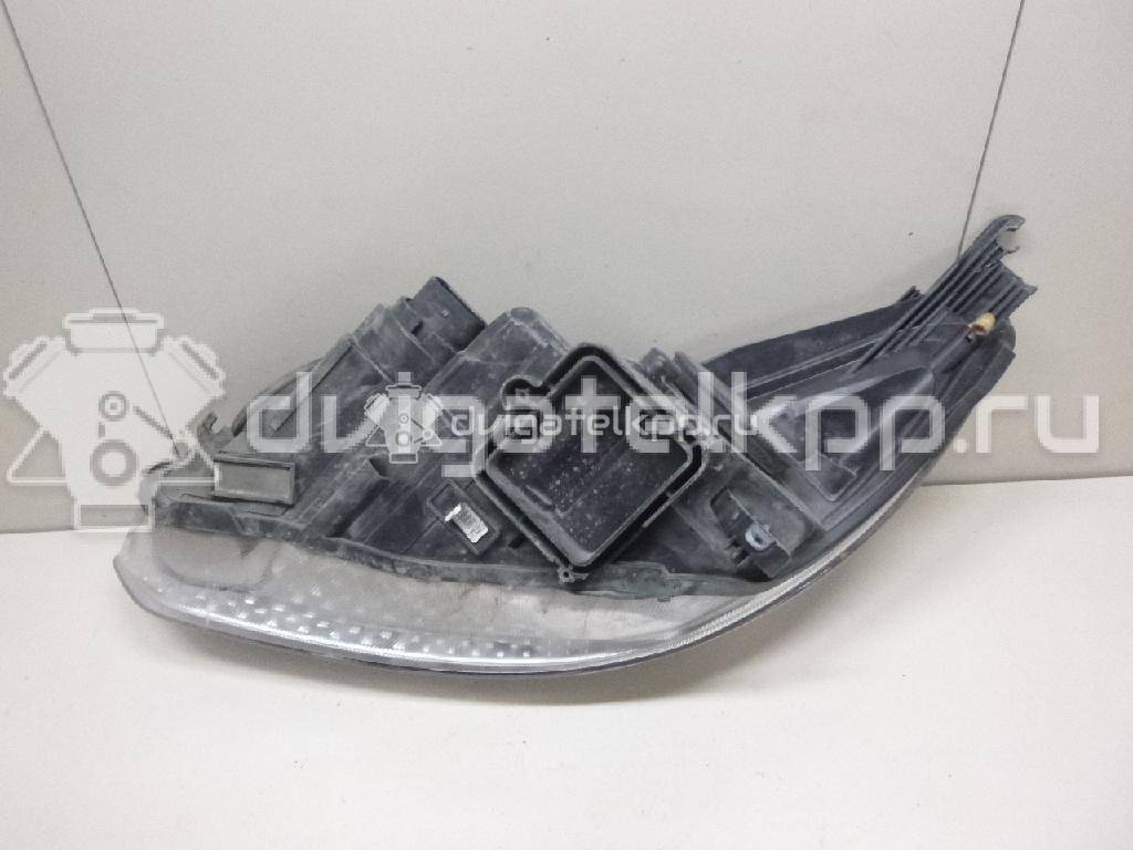 Фото Фара правая  2060584 для Ford Focus {forloop.counter}}
